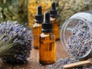 BENEFICIILE AROMATERAPIEI ÎN REVISTĂ SCURTĂ